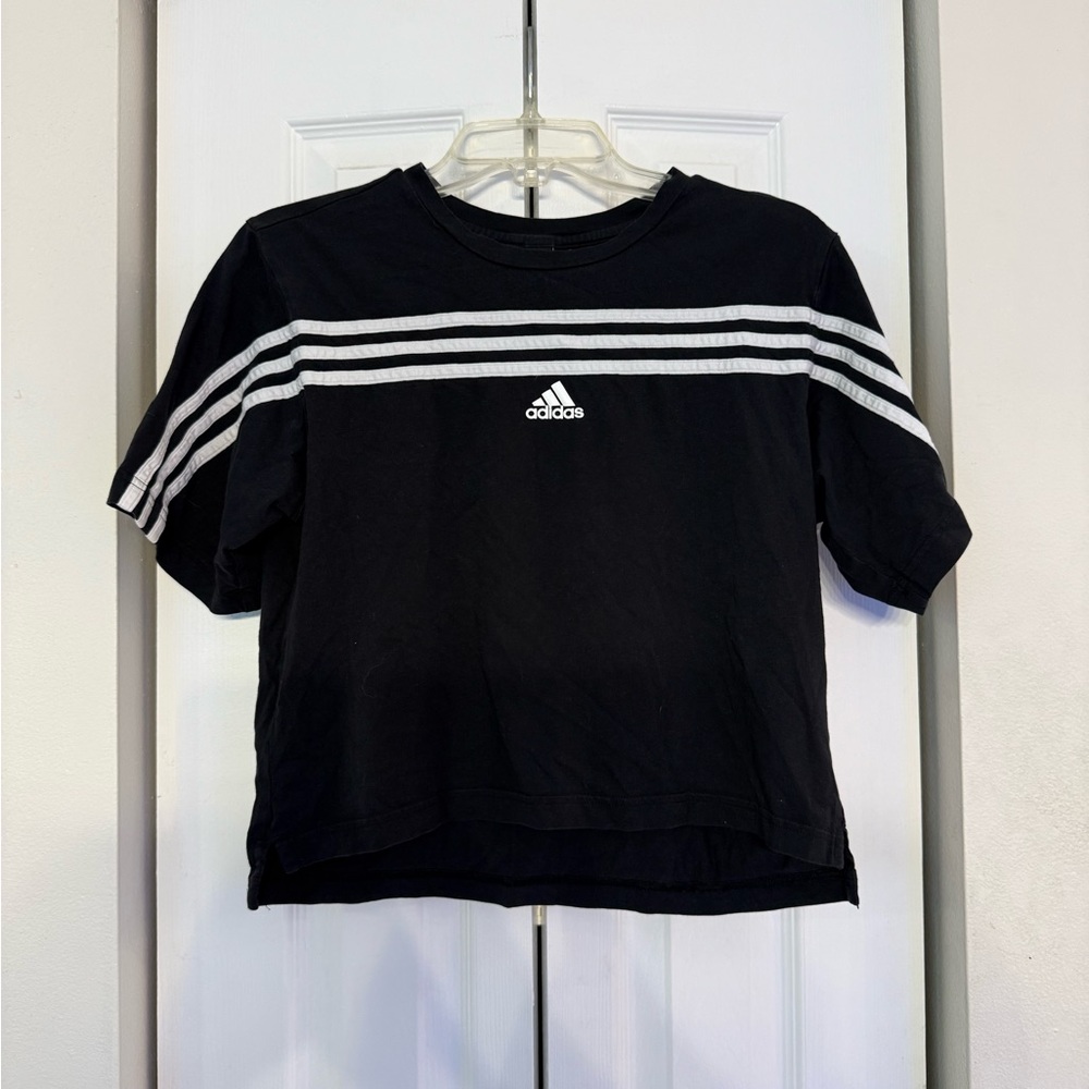 Adidas Cropped Oversized Tee – Women’s Small